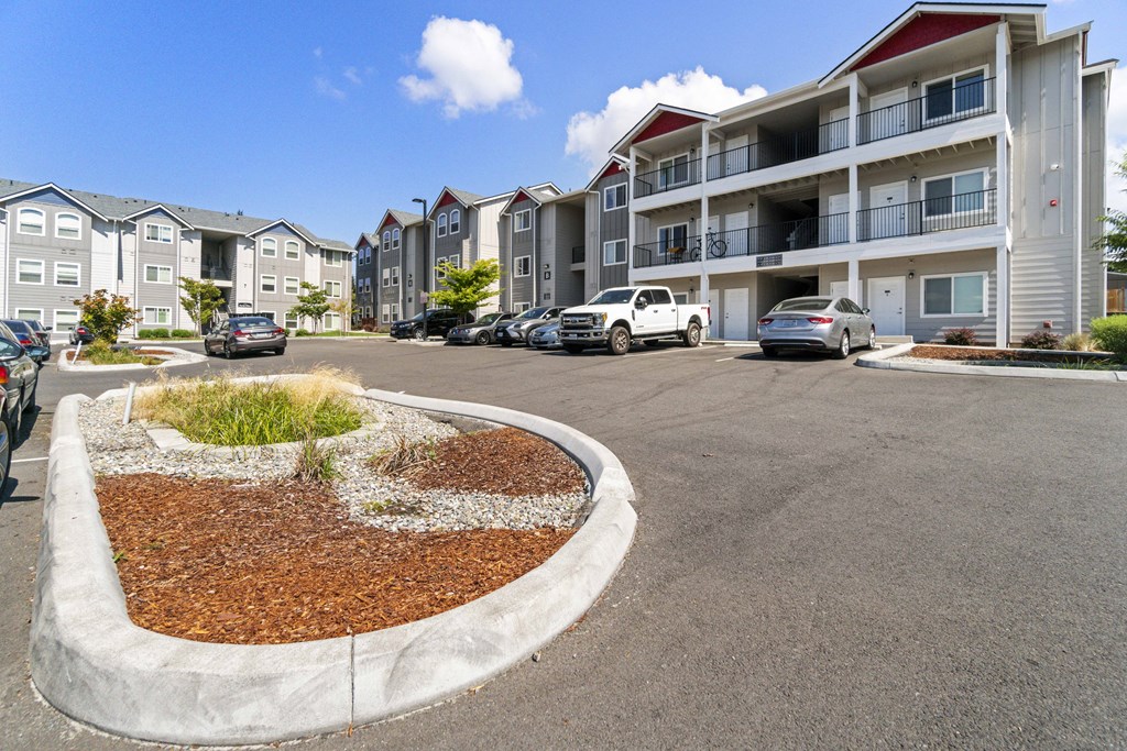 Norpoint Landing Apartments