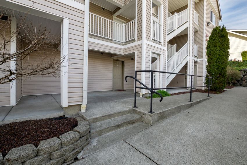 Norpoint Ridge Apartments