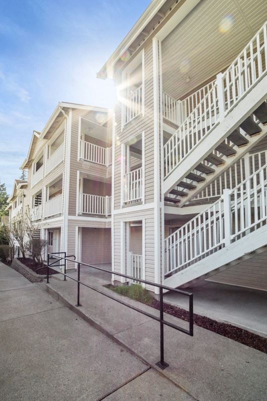 Norpoint Ridge Apartments