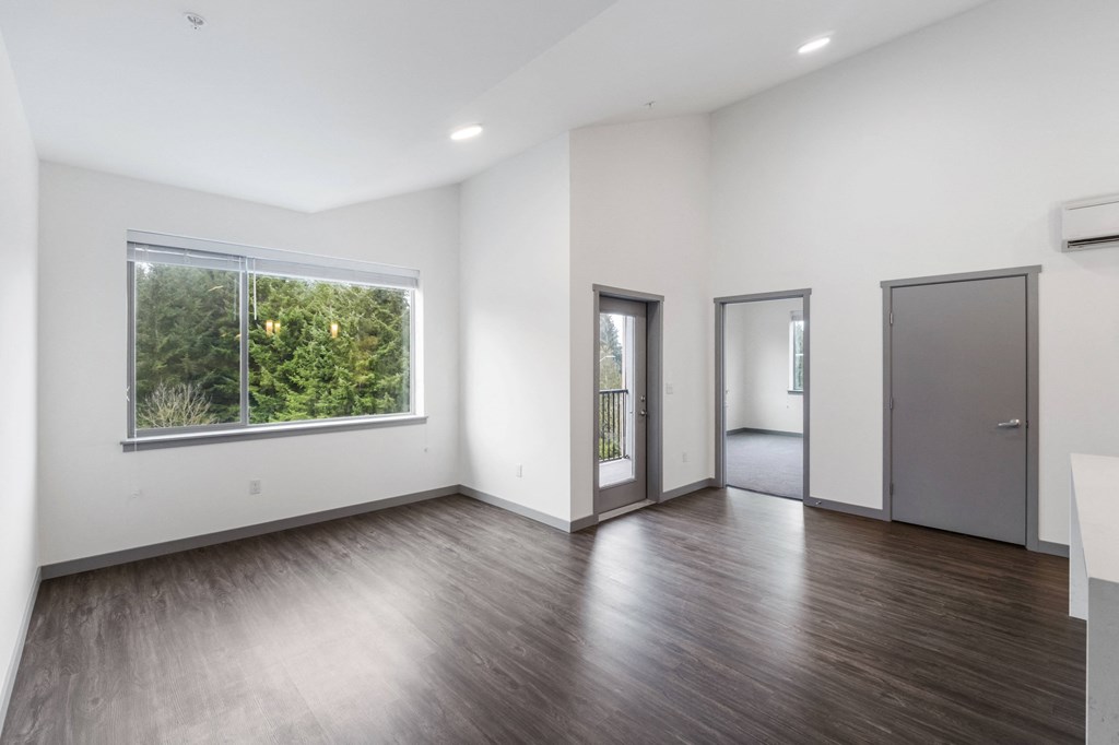 2 Bedroom Vaulted Ceilings