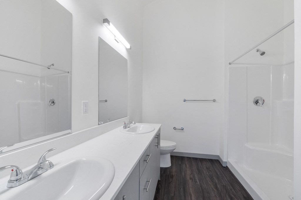 2 Bedroom Vaulted Ceilings