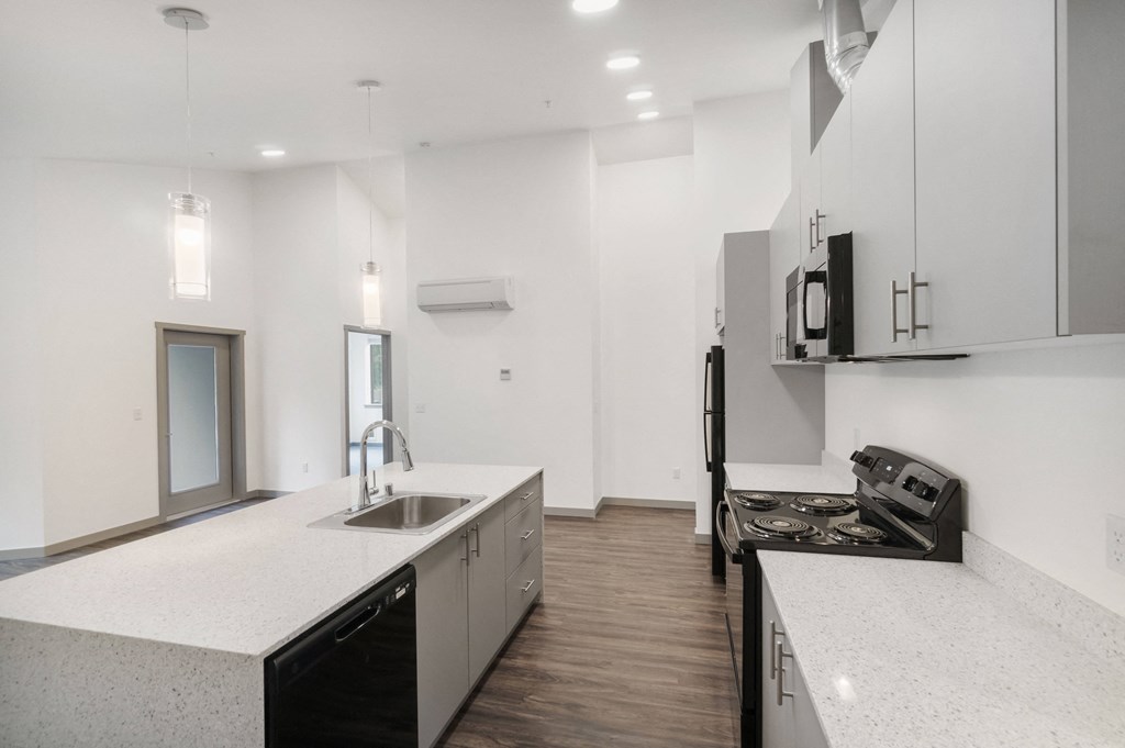 3 Bedroom Vaulted Ceilings