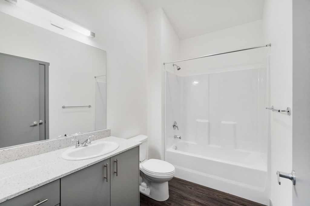 3 Bedroom Vaulted Ceilings