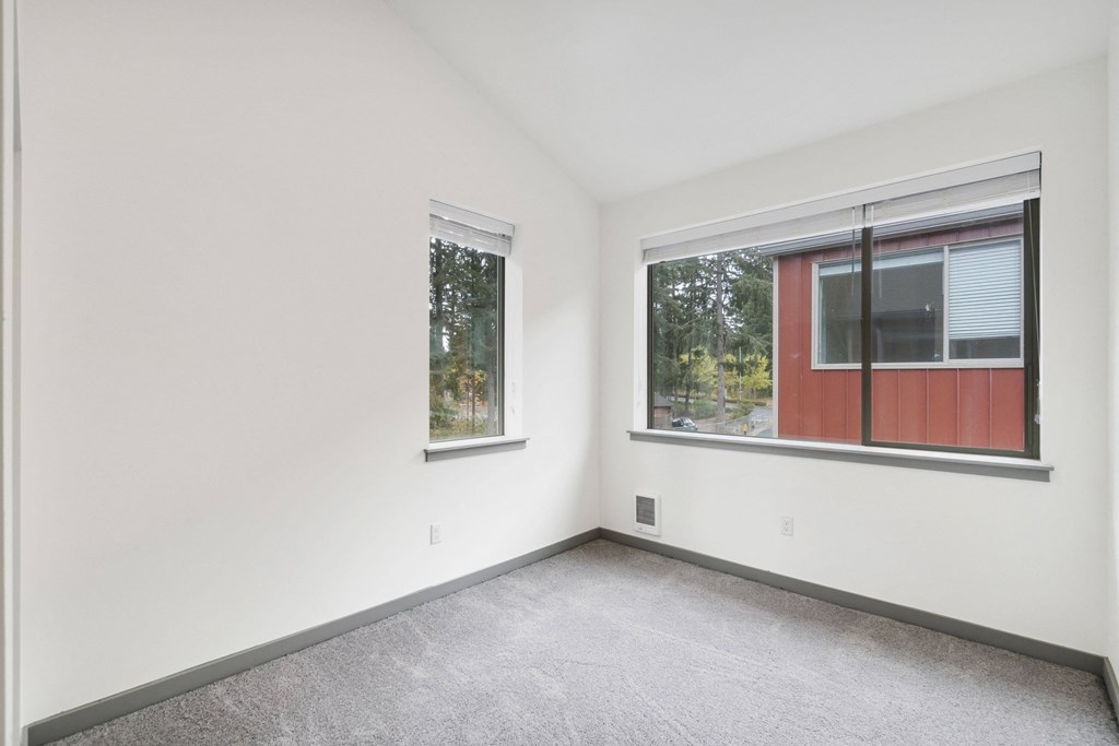 3 Bedroom Vaulted Ceilings