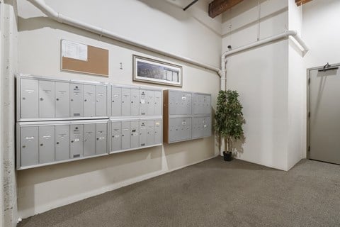 Mailboxes and package delivery