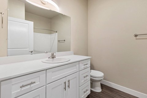 Norpoint Landing Apartments