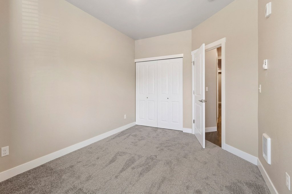 Norpoint Landing Apartments