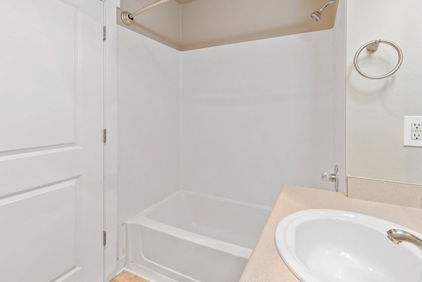 Norpoint Ridge Apartments