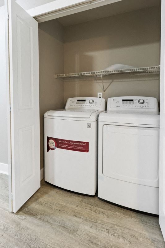 Norpoint Ridge Apartments