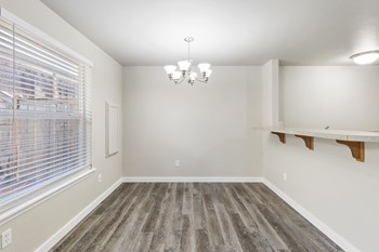 3 Bedroom Townhome 3 Bedroom Townhome - Photo Gallery 2