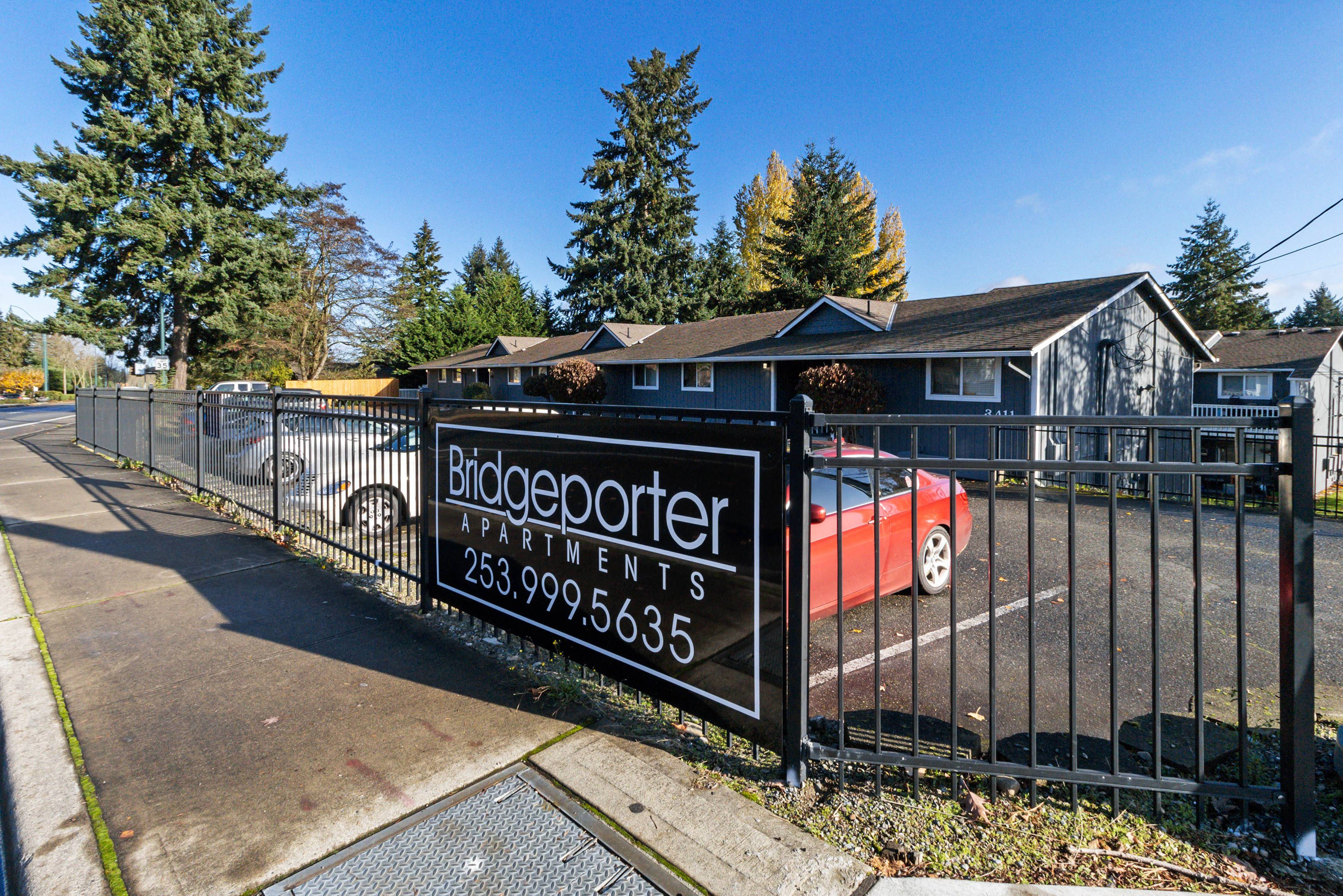 Bridgeporter Apartments