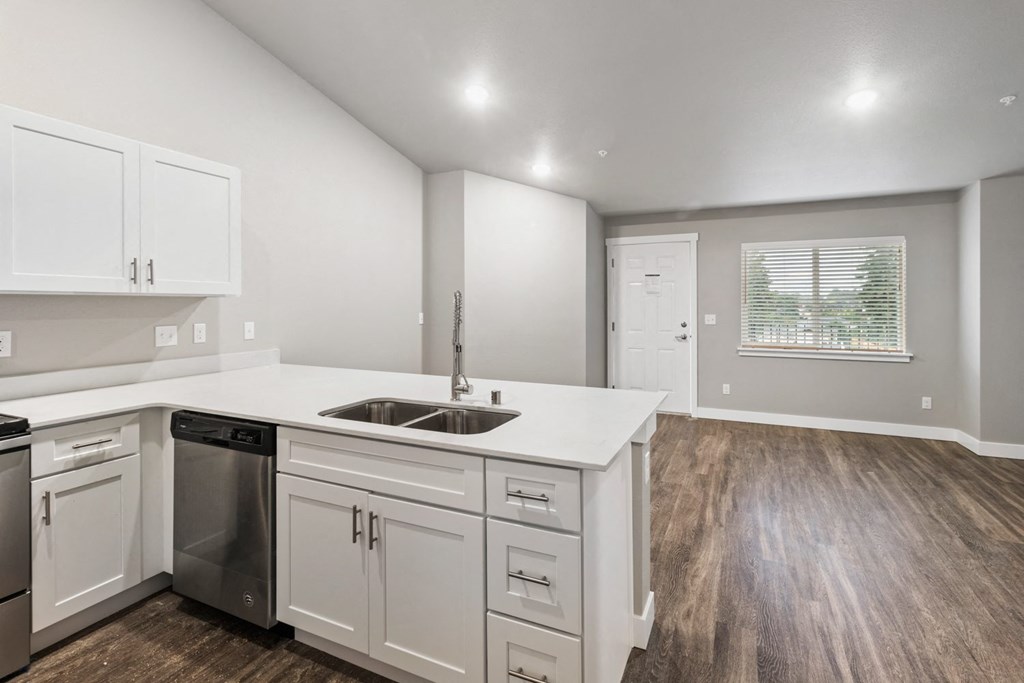 Norpoint Landing Apartments