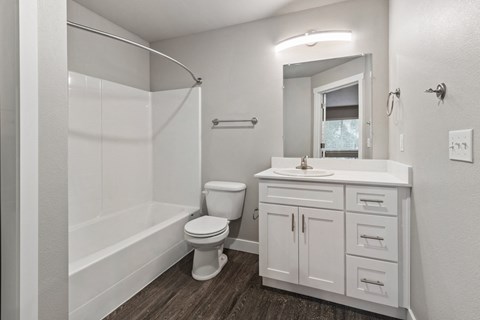 Norpoint Landing Apartments