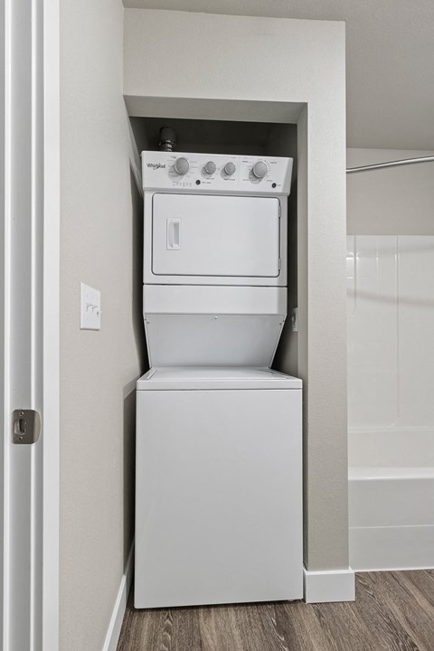 Norpoint Landing Apartments