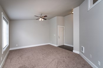 2 Bedroom Home - Photo Gallery 35
