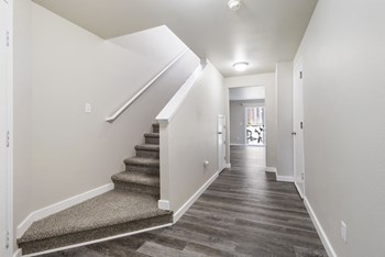3 Bedroom Townhome 3 Bedroom Townhome - Photo Gallery 5