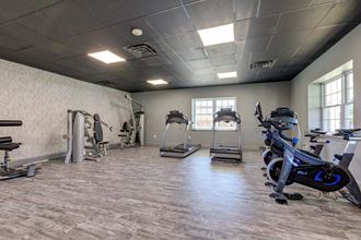 Fitness Center at Nu-Horizons, Copiague, New York