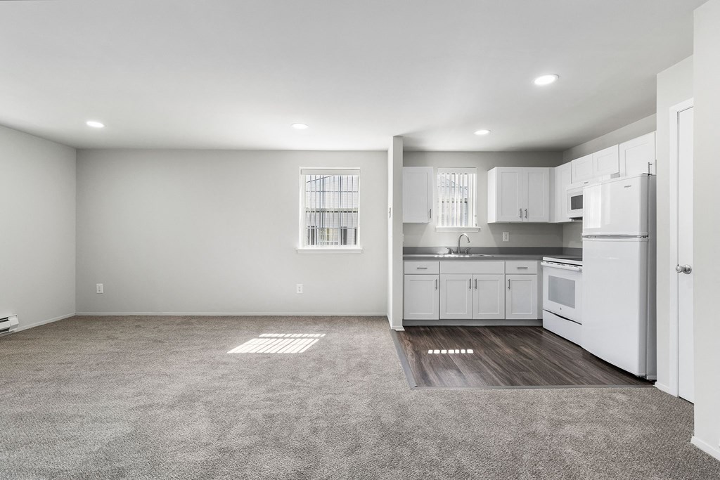Living room and kitchen at Oakwood Manor, Bay Shore, 11706