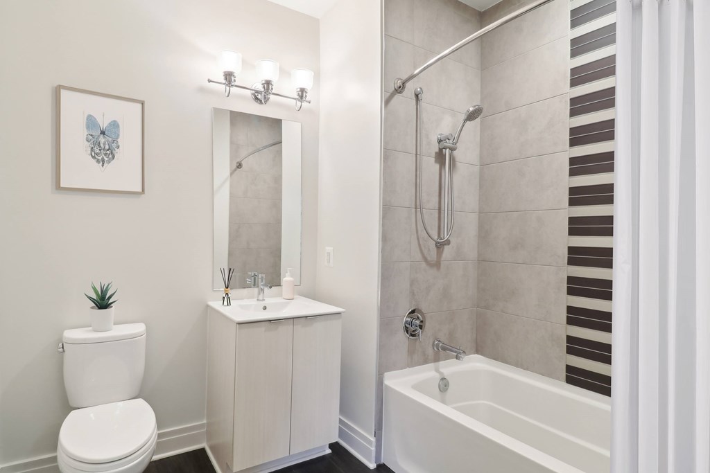 The Edison Union Market Bathroom