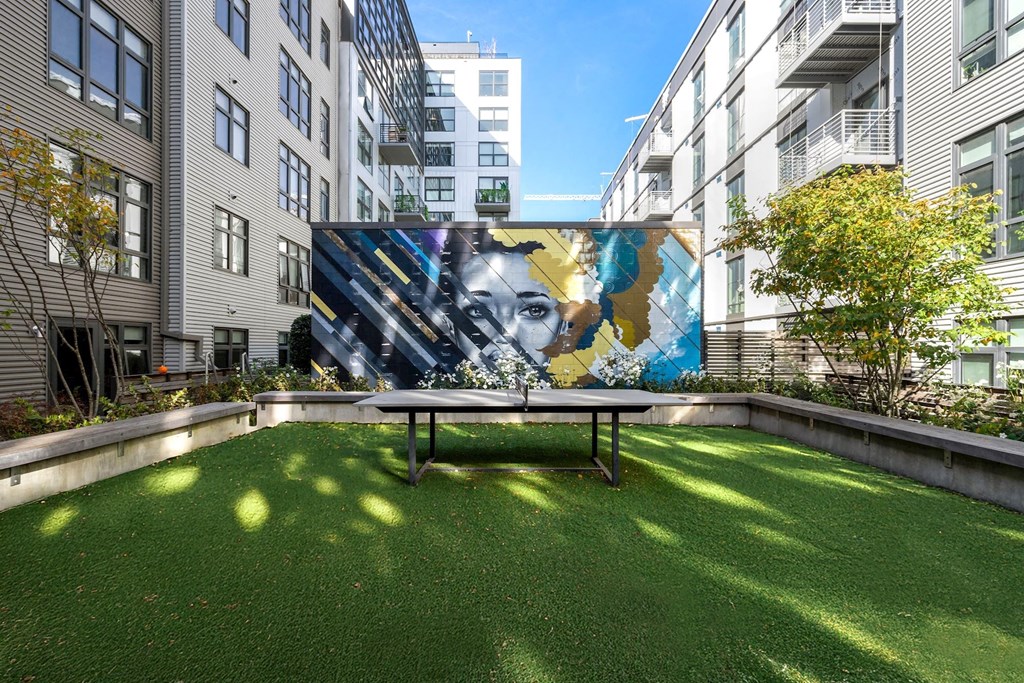 The Edison Union Market Courtyard