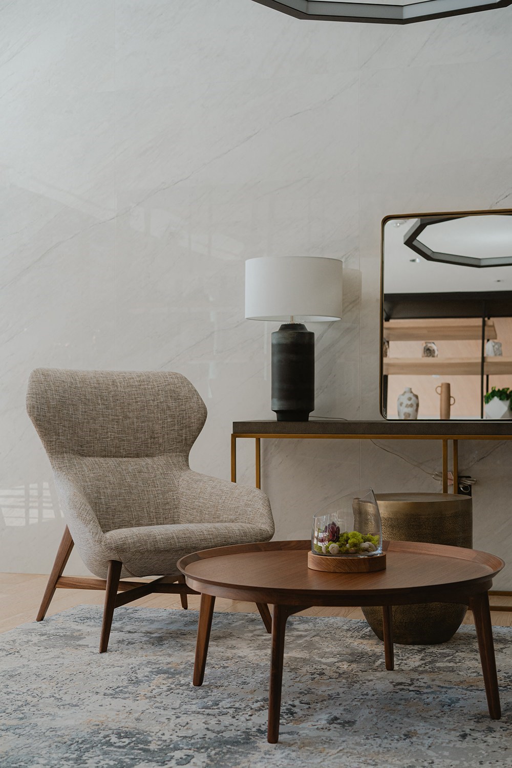 Comfortable seating area in amenities lobby at Arrowwood Apartments in North Bethesda, MD