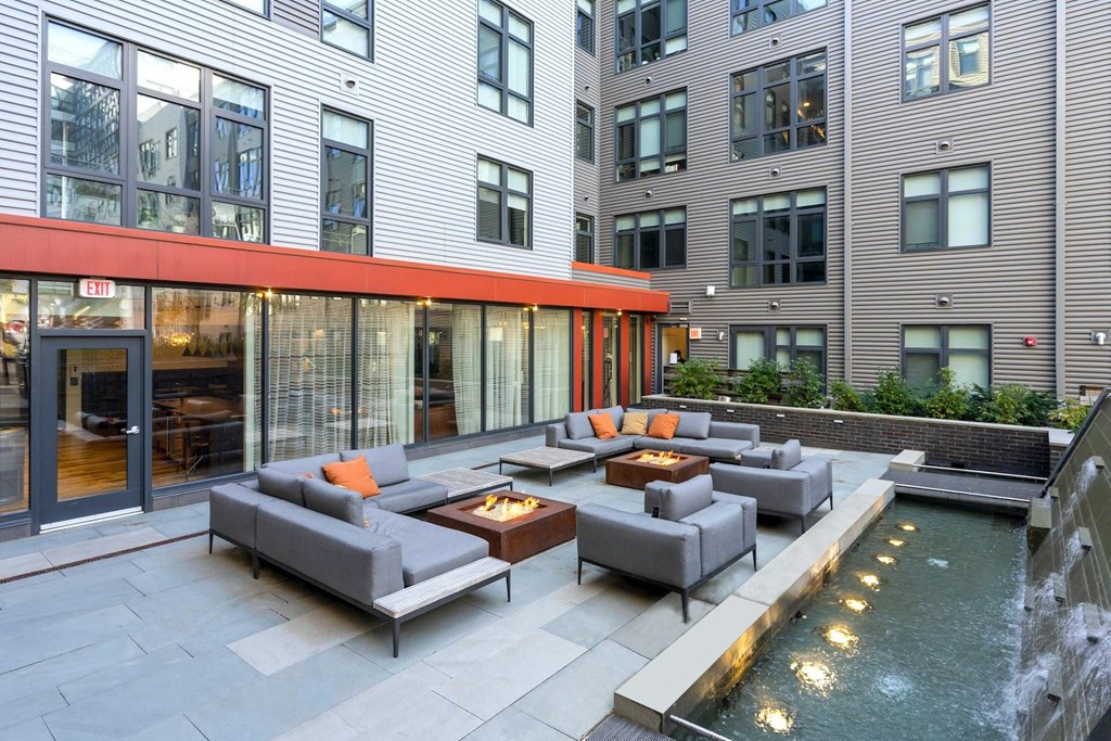 The Edison Union Market Amenities