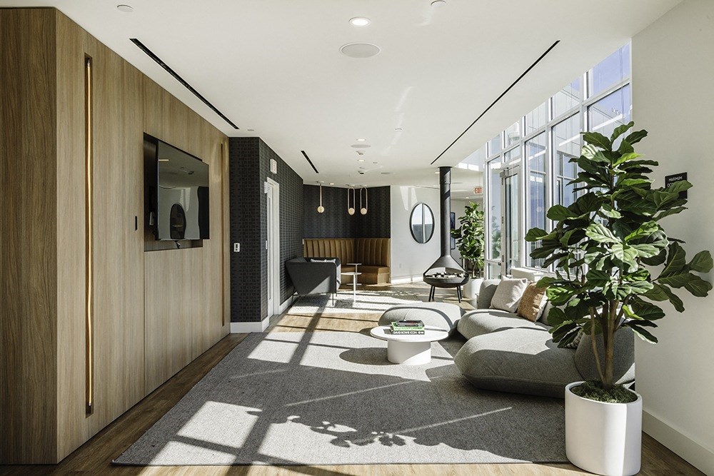 Sunny room at Continuum, White Plains