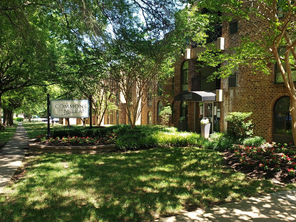 The Commons Of McLean Apartments, 1653 Anderson Road, McLean, VA RentCafe