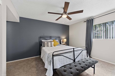 Bedroom at Hendrix Apartments, Escondido, California
