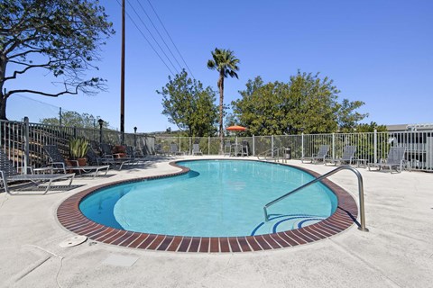 Outdoor Swimming Pool at Hendrix Apartments, California, 92026