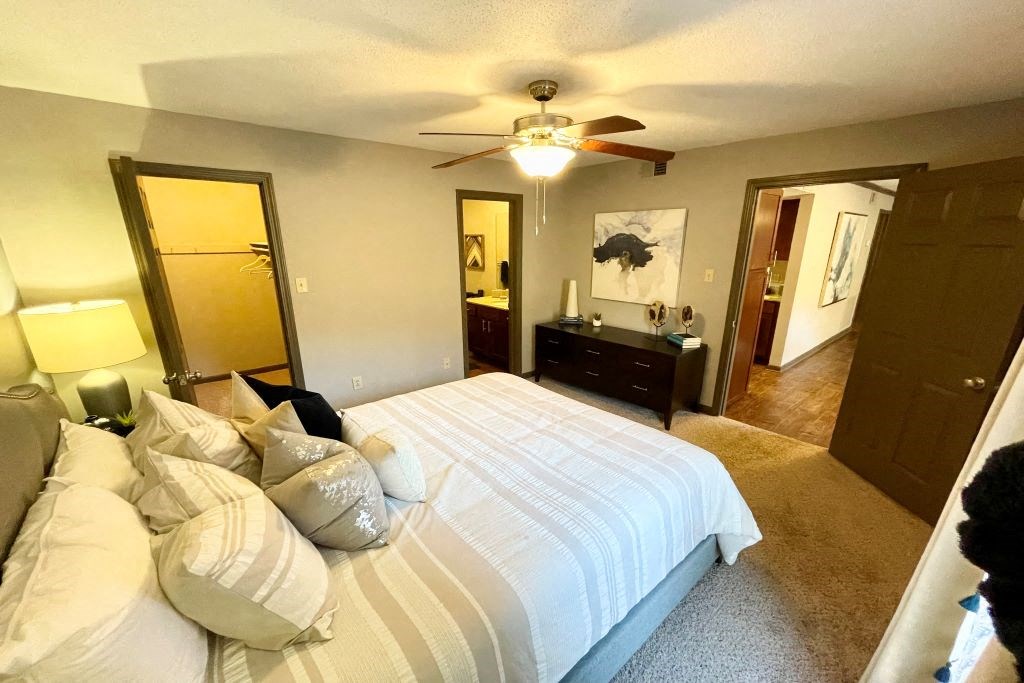 Master Bedroom at Cambridge Station Apartment Homes, 38655
