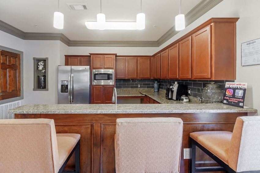 Cumberland Place Apartment Homes, 2051 West Cumberland Rd., Tyler, TX