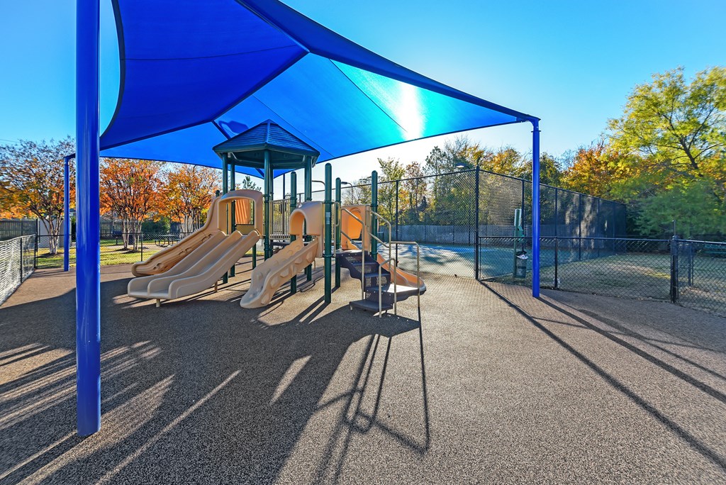 the playground at the preserve at ballantyne commons at Cumberland Place Apartment Homes, Tyler 75703