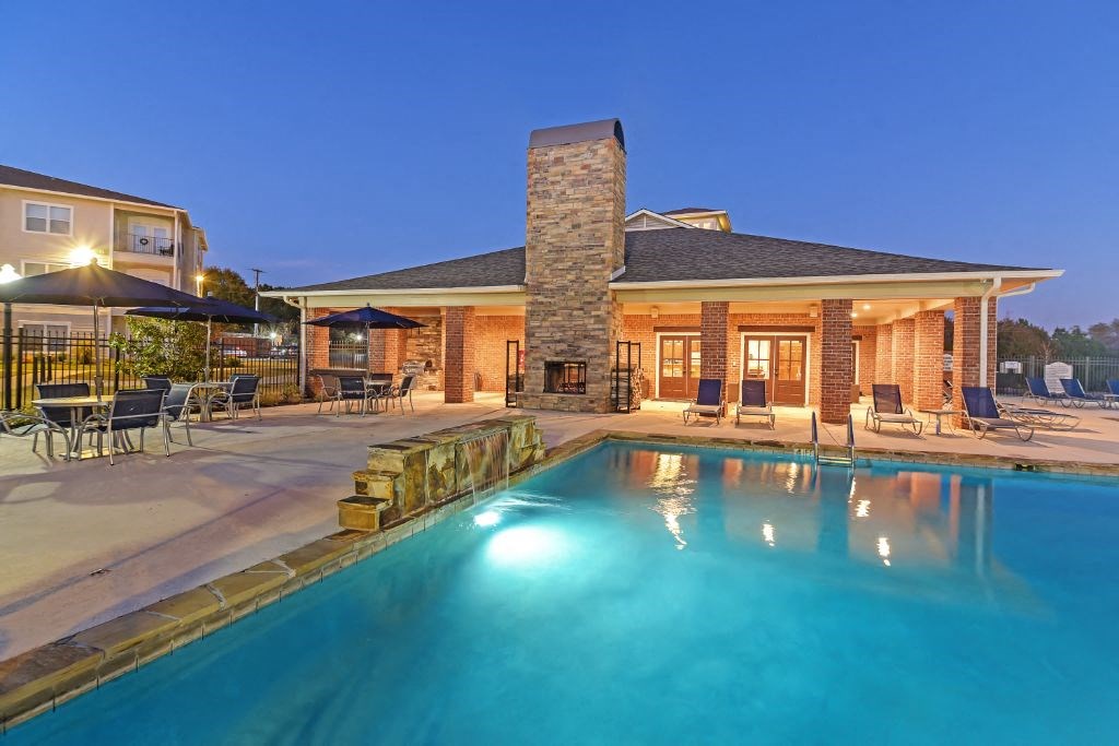 Poolside Clubhouse at Cumberland Place Apartment Homes, Tyler, 75703
