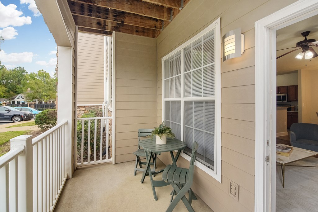 Patio with a table and chairs at Highlands Apartment Homes, Bartlett, TN, Tennessee