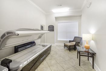 Tanning salon at Highlands Apartment Homes, Bartlett
