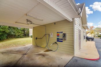 Car wash station at Highlands Apartment Homes, Tennessee