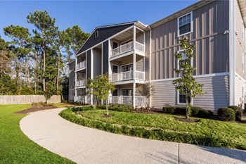 Apartment Scenery at Reserve of Gulf Hills Apartment Homes, Ocean Springs, Mississippi, 39564 - Photo Gallery 3