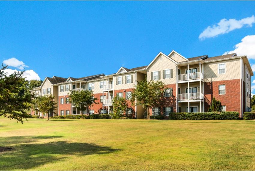 The Vineyard Of Olive Branch Apartment Homes, 9400 Goodman Rd., Olive