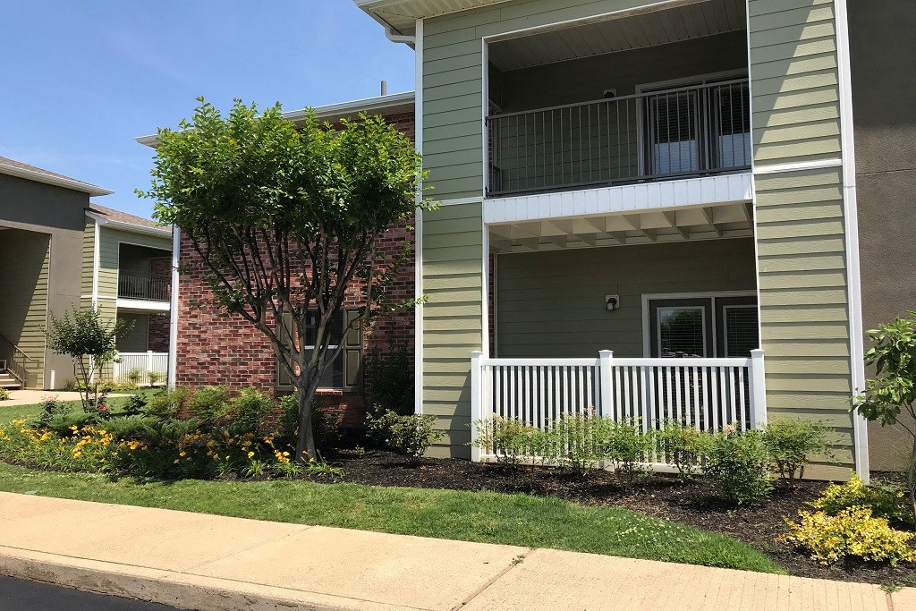 Apartment Exterior at Canebrake Apartment Homes, Shreveport, LA, 71115