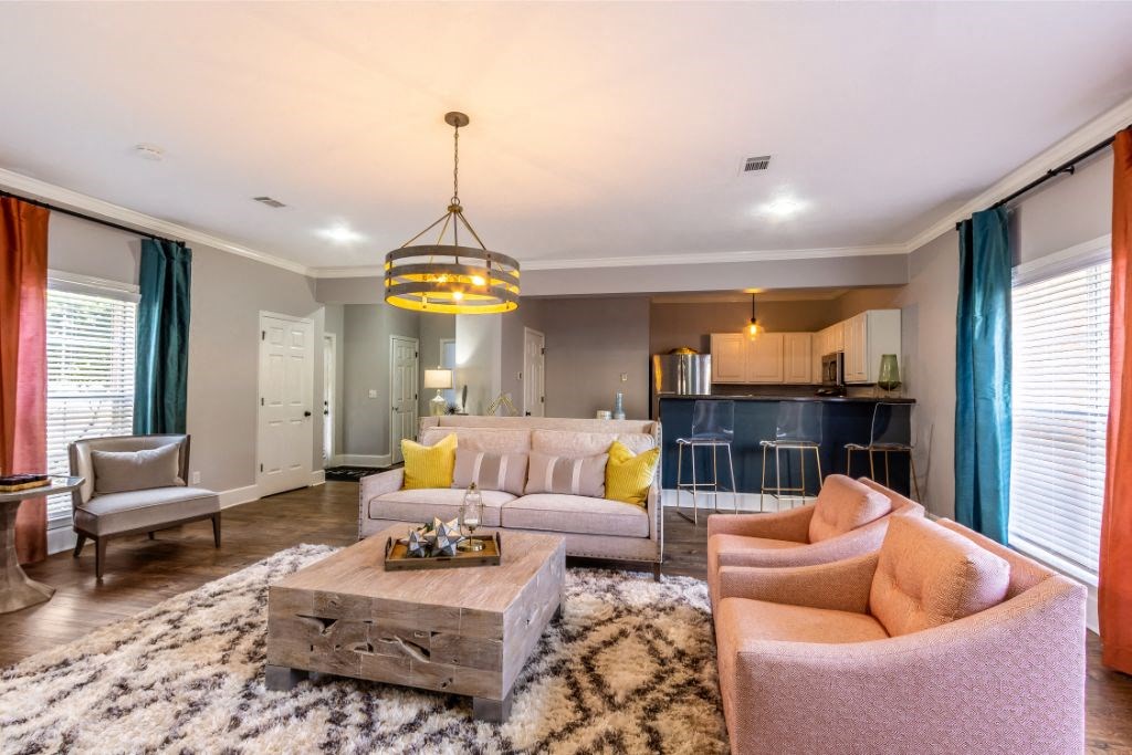 Clubhouse Living Room Furniture at The Vineyard at Castlewoods Apartment Homes, Brandon