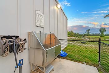 Pet Washing Station at Avalon Apartment Homes in Starkville, MS 39759