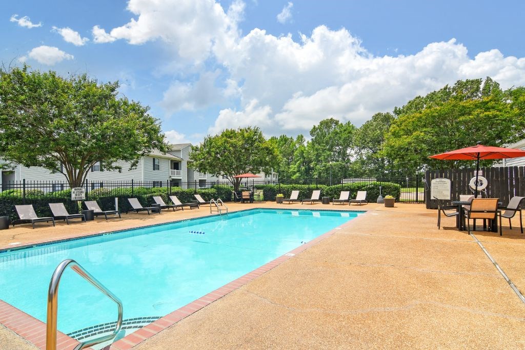 our apartments offer a swimming pool at The Colony Apartment Homes, Columbus, MS, 39702