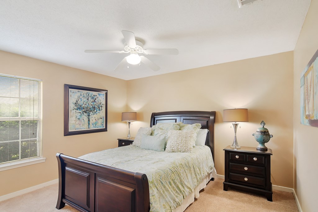 Gorgeous Bedroom at The Colony Apartment Homes, Columbus, 39702