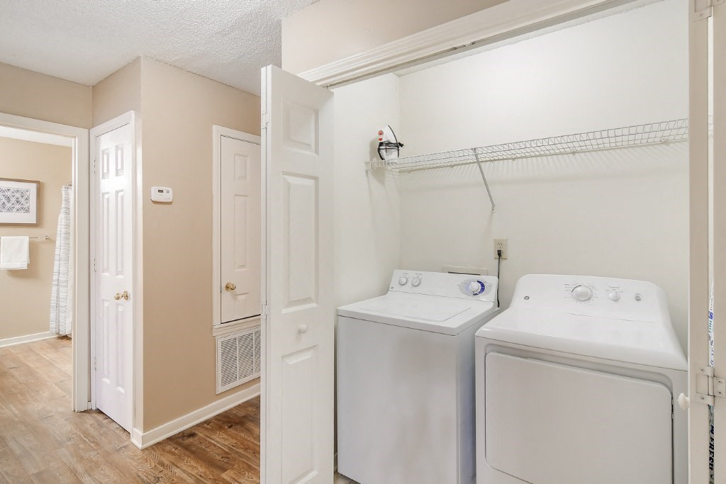 our apartments offer a laundry room with washer and dryer at Lexington Pointe Apartment Homes, Oxford, Mississippi