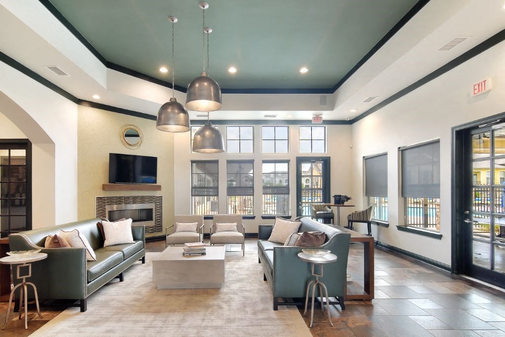 Wellington Grande  community room  at Wellington Grande Apartment Homes, Longview