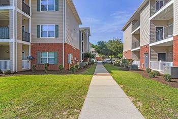 Beautiful walking path at Lagniappe of Biloxi Apartment Homes, Biloxi, 39532