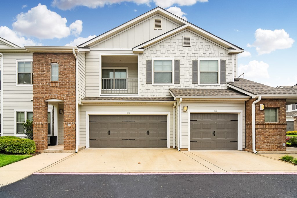 Ample Parking Area And Detached Garages Available at Kingston Crossing Apartment Homes, Bossier City, Louisiana