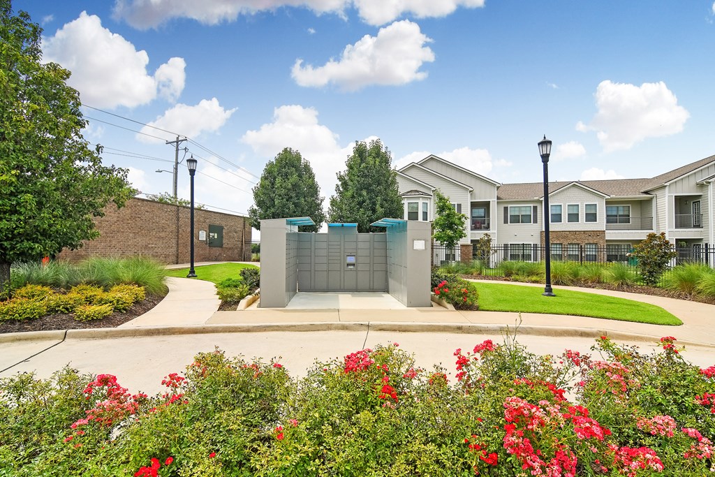 Package receiving at Kingston Crossing Apartment Homes, Louisiana  , 71111