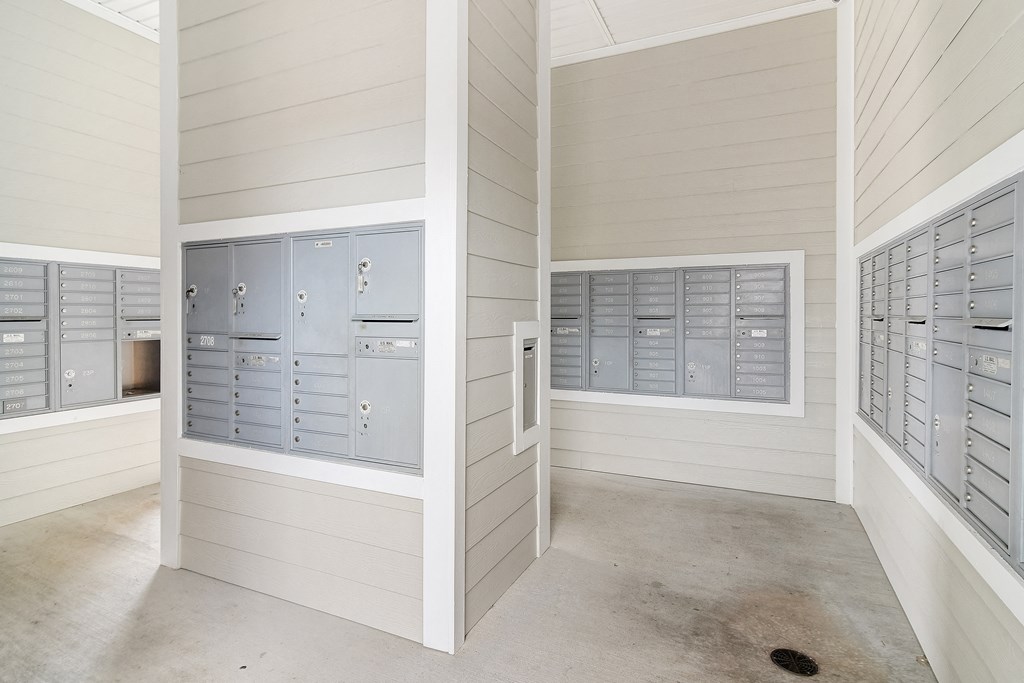 Locker room at Kingston Crossing Apartment Homes, Louisiana